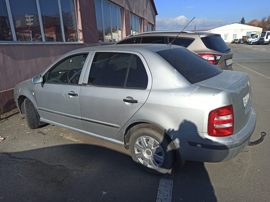 Vând Skoda Fabia