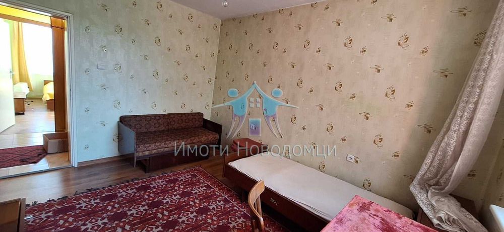 Продава се Тристаен апартамент в Шумен, Пазара - 88 кв.м за 1177 €/кв.м - Снимка #1