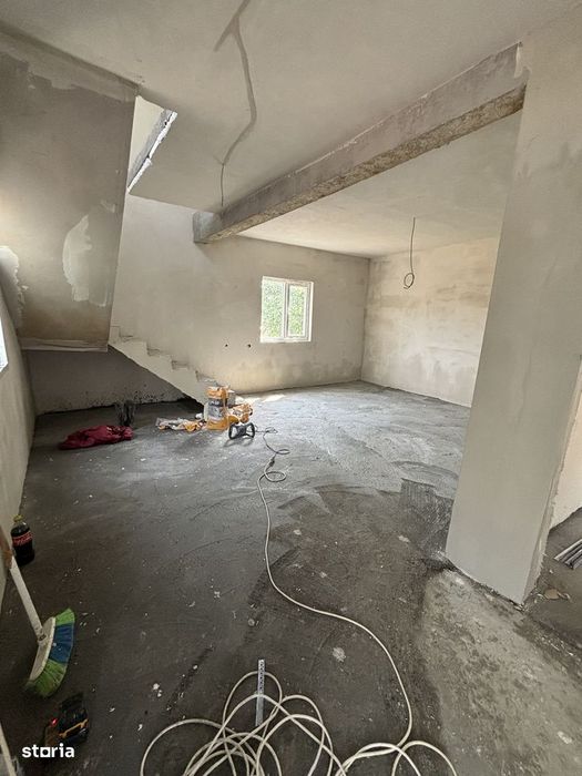 Vilă cu 4 camere, Navodari