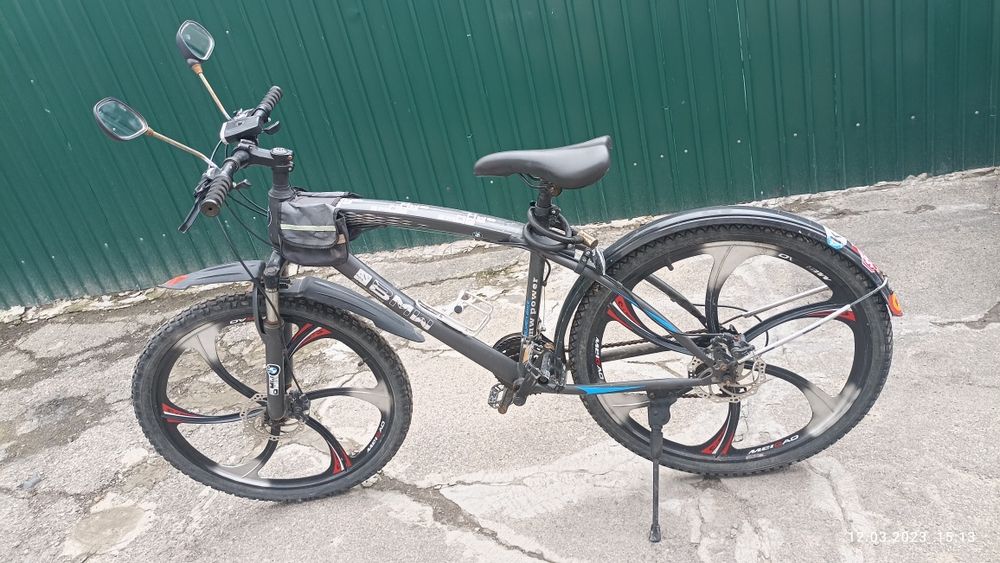 Велосипед продаётся.