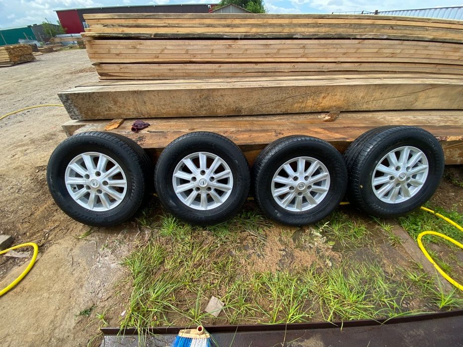 Продам колесо Lexus 470