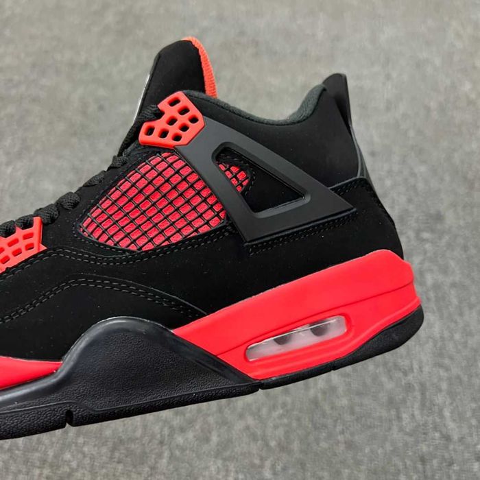 Jordan 4 Red Thunder - La reducere!