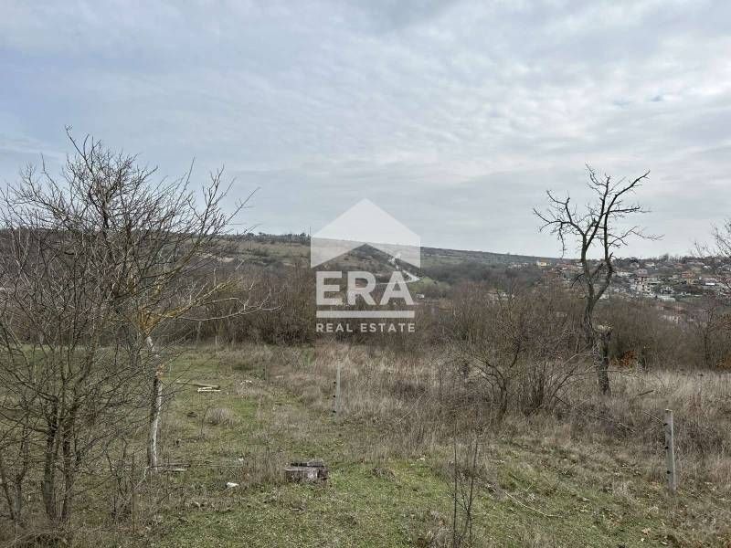 Поземлен имот за продажба с площ 1152 кв.м в село Константиново, облас