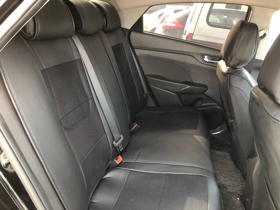 Hyundai accent sotiladi