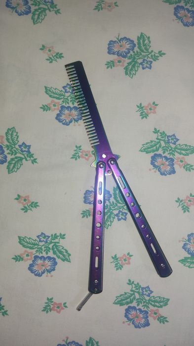 Продается расческа