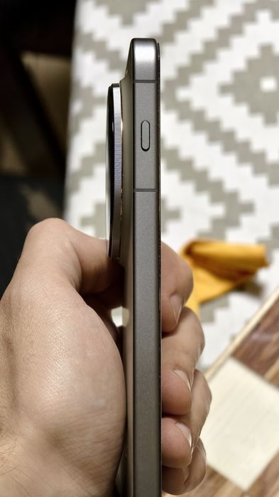 Vivo X300 Pro 1TB 16GB RAM Отличен