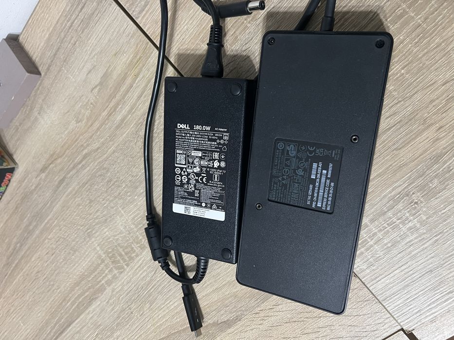 Docking station Dell WD22TB4, Thunderbolt, 180W, Gigabit Ethernet