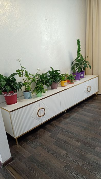 Тумба под телевизор