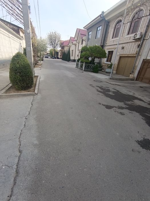 Sroʻchniy Chilonzorda hovli sotiladi