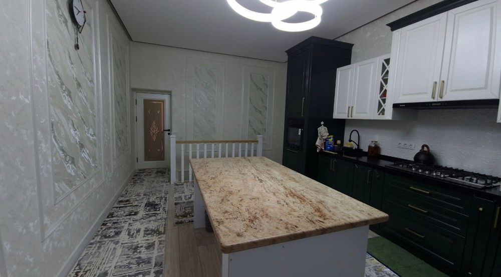 Продаётся дом Янги Узбекистан. Учхоз Мирзо Улугбекский район.