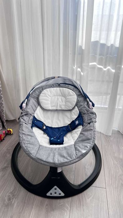 pat chicco. , leagan electric cu bluetooth