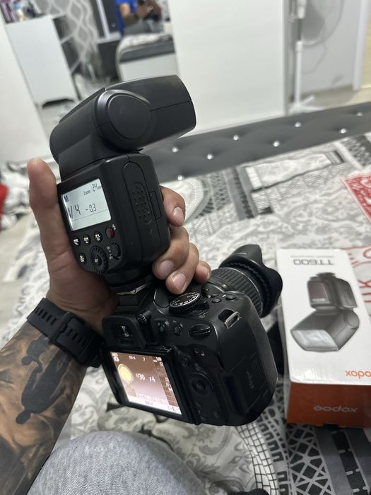 Фотоапарат NIKON