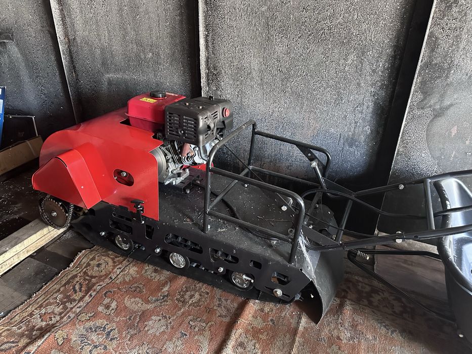 Продам мотобуксировщик