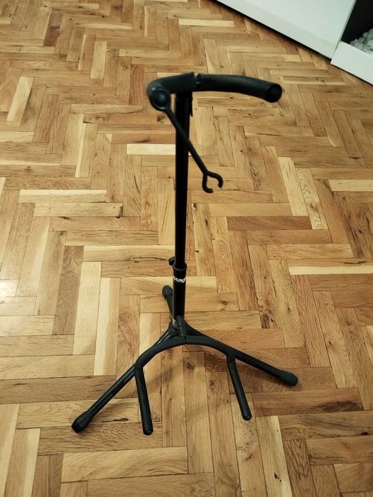 Стойка за китара за стена и за под