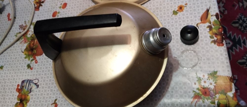 3 различни чайника от 1980-84г