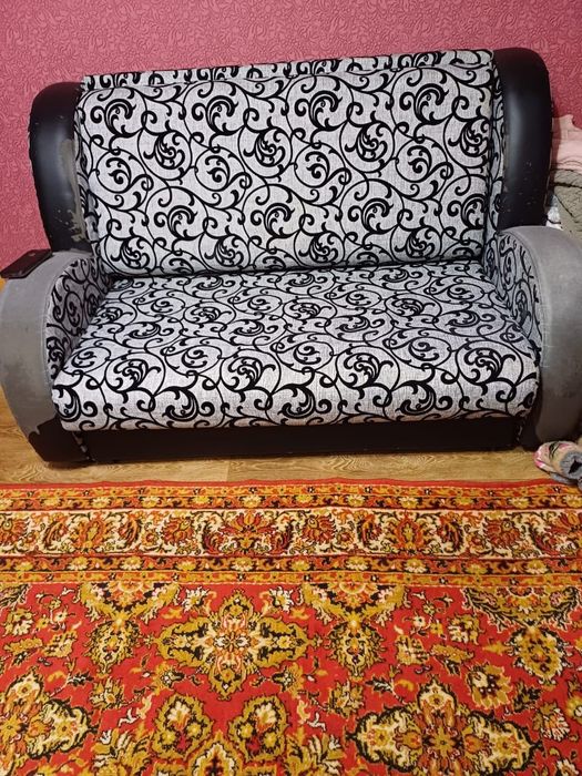 Продам Диван за 30