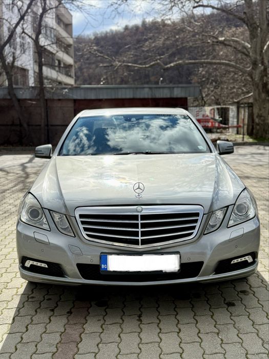 Мерцедес Е 220 дизел