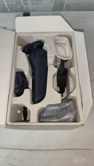 Продаётся электробритва Philips S5585/10