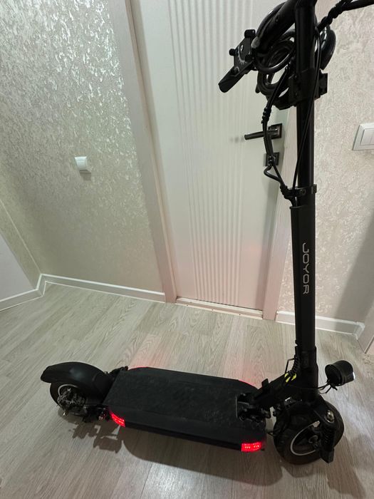 Продам самокат от Jayour