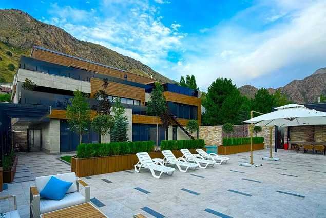 Продаётся элитная дача в центре Чимгана.