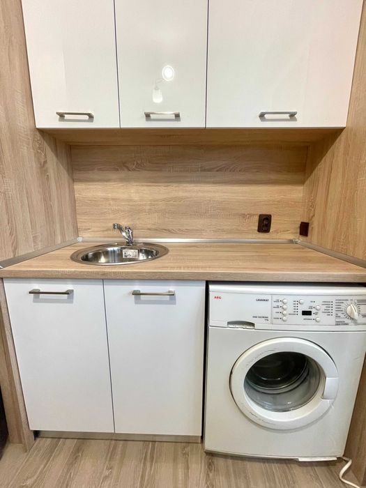 Дава се под наем Едностаен апартамент в Враца, Център - 50 кв.м за 255 € - Снимка #3