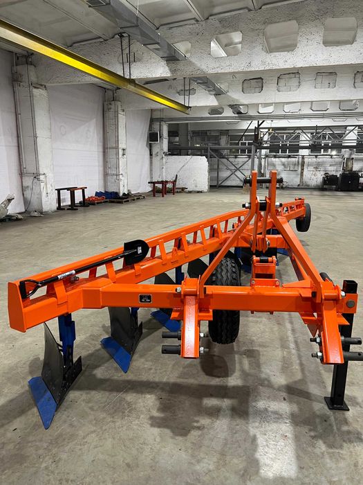 Плуг навесной усиленный ПНУ-8*40