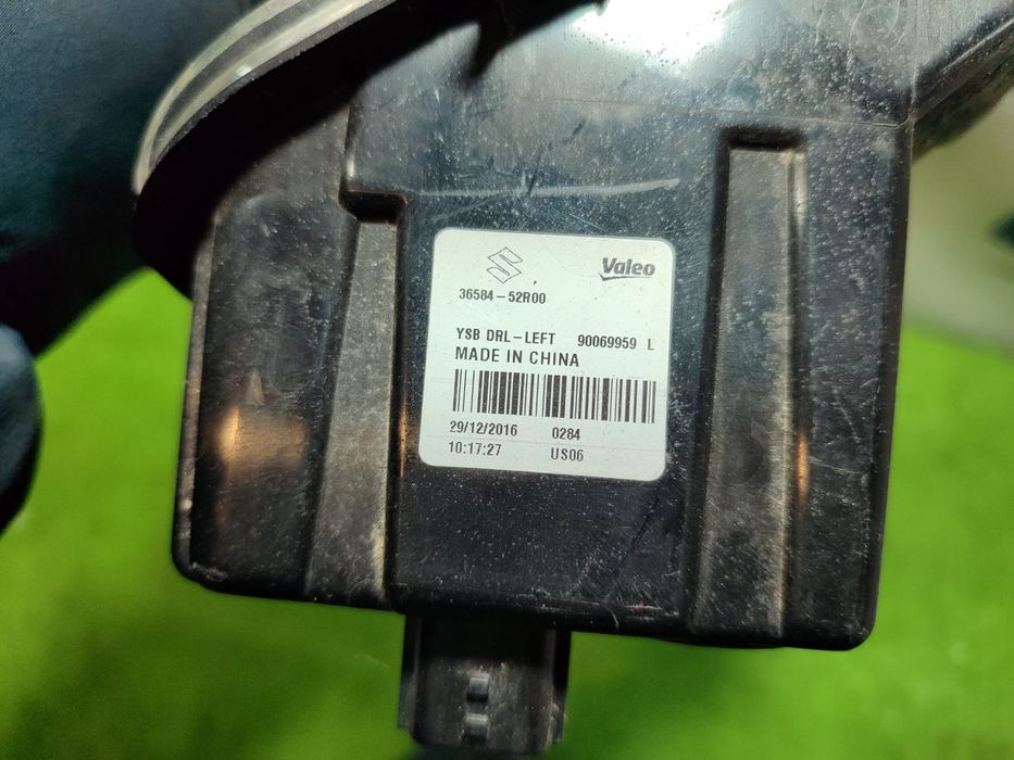 LUMINA DE ZI STANGA LED SUZUKI SWIFT (AZ) HATCHBACK / 2017-2025 COD OEM 36584-52R00 / 3658452R00  (4H2)