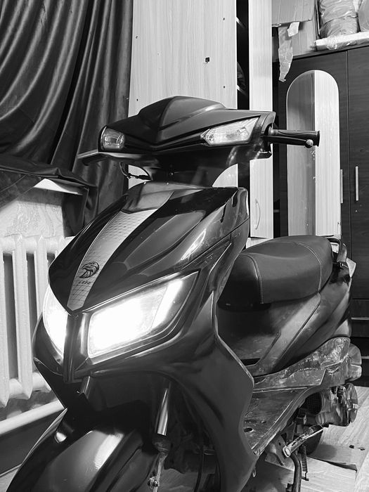 Продам мопед м8 на учете