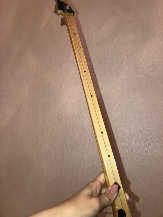 Домбыра,цена договорная