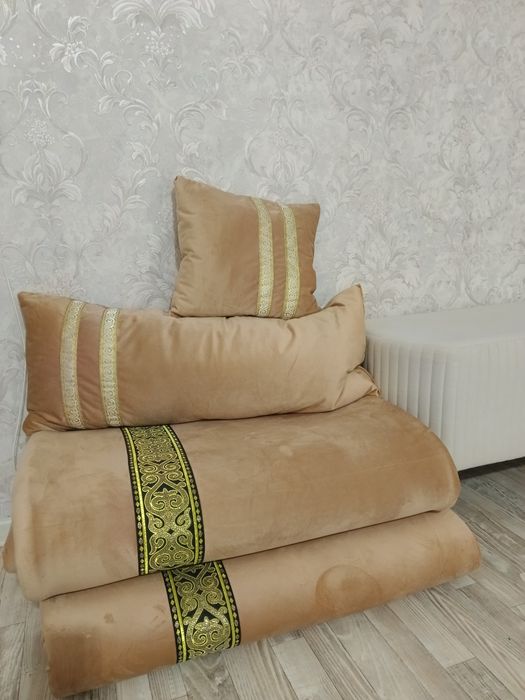 Продам құрақ көрпе с велюра!