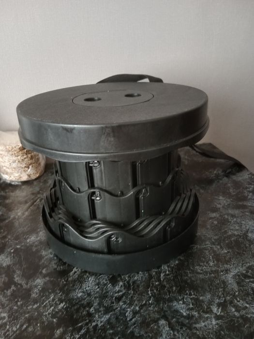 Продам складной переносной стул