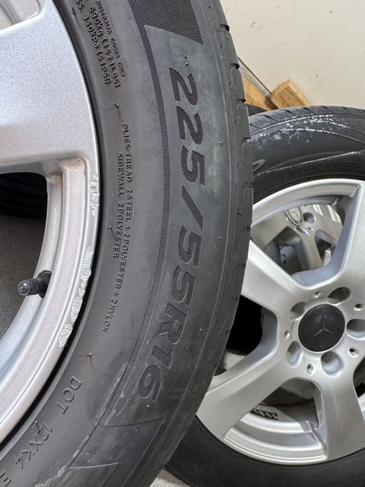 4 бр. летни гуми с алуминиеви джанти Mercedes – 225/55 R16