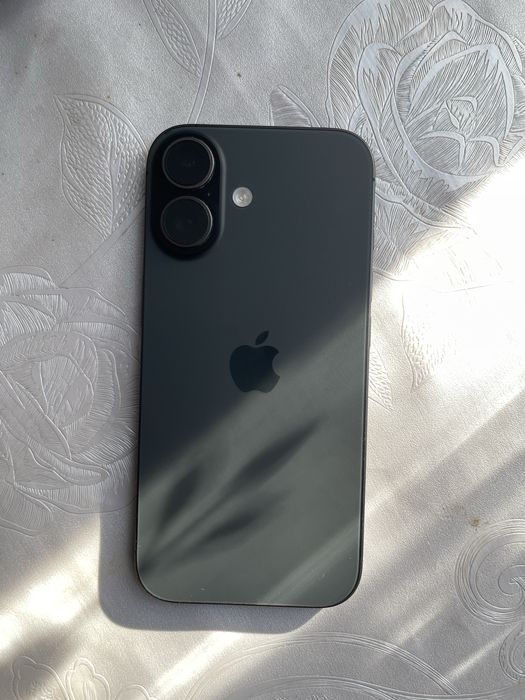 Продам iPhone 17
