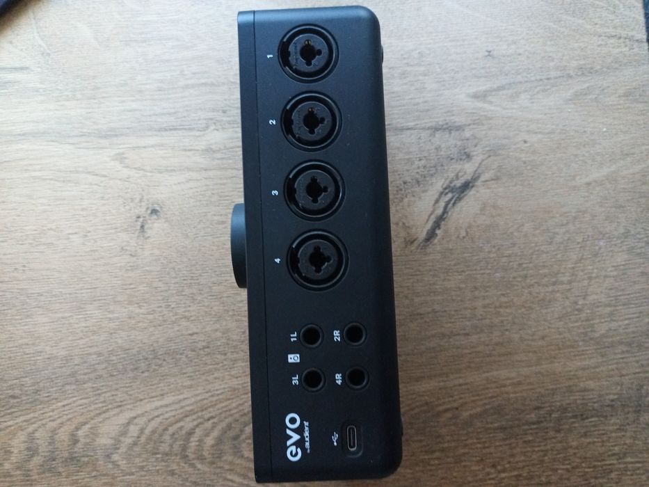 Аудио Интерфейс Audient EVO 8