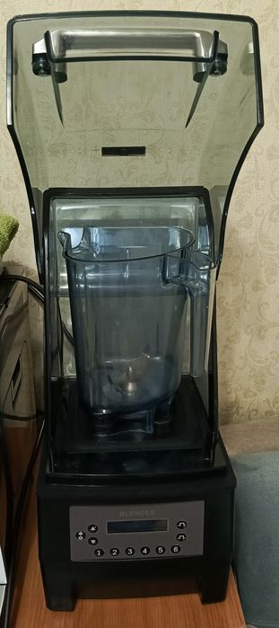 Профессиональный Блендер для бара.