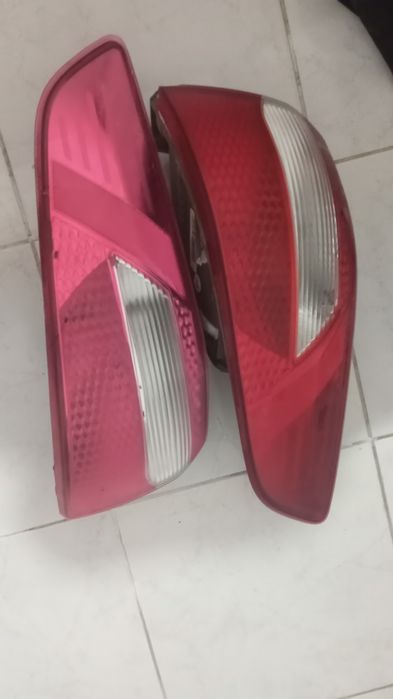 продам задние фонари на машину Киа Рио 2014 год
