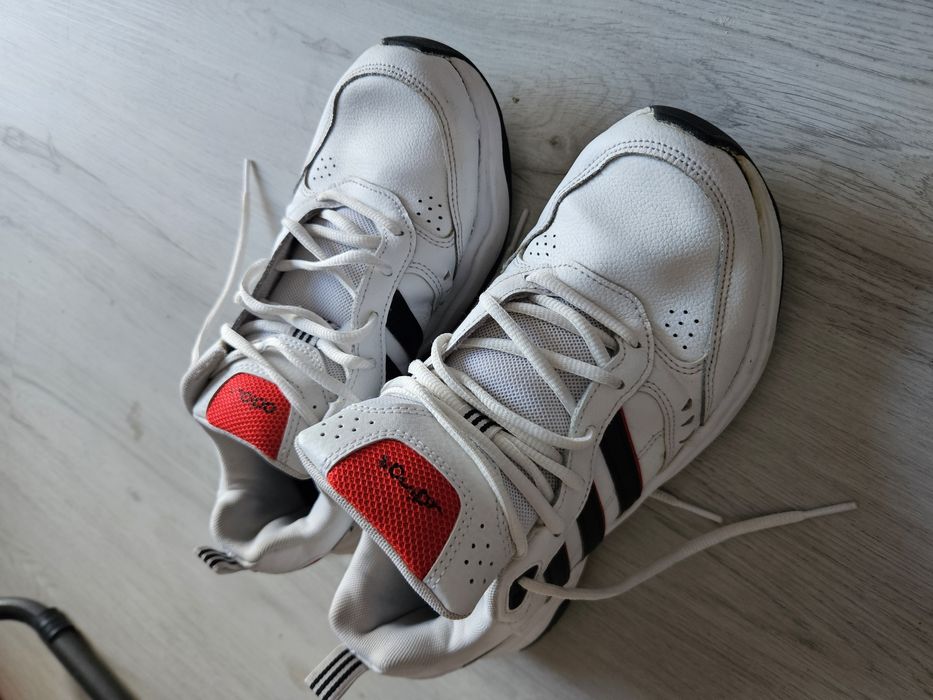 Adidasi adidas originali
