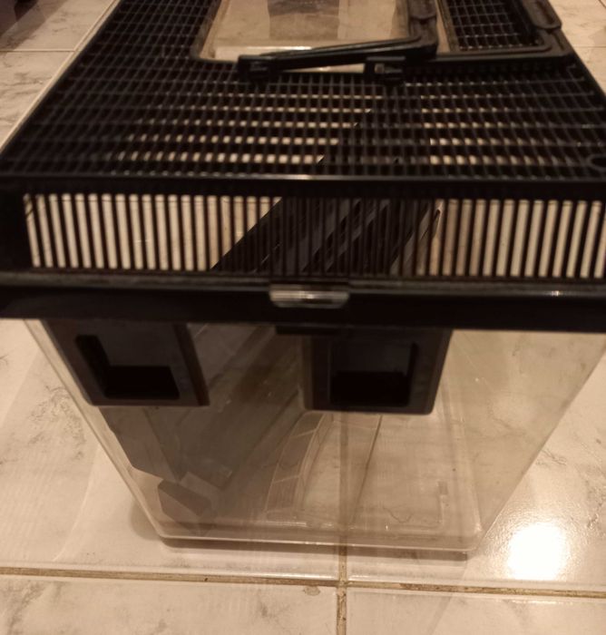 Exo Terra Кутия за съхранение на щурци L