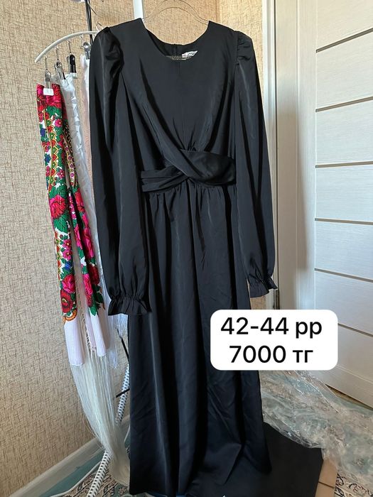 Вечерние платья 42 44 размер