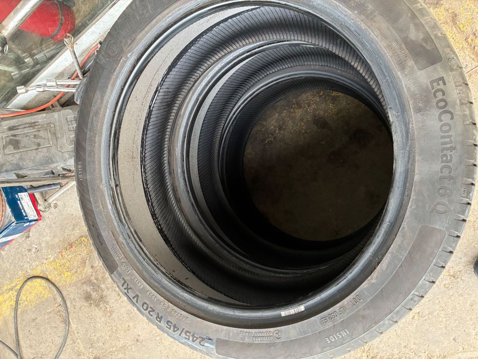 Continental  245/45/r20