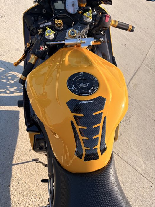 Yamaha R6 KIT Gold