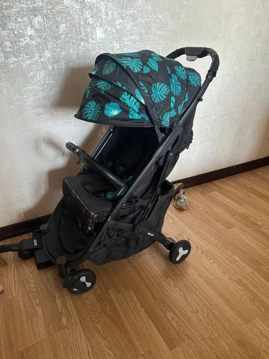 Продам детскую коляску