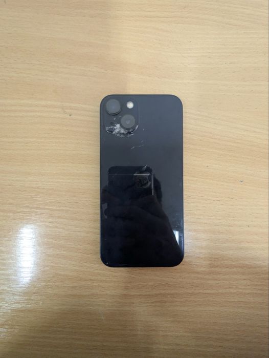 Продам смартфон Iphone 13 128gb black