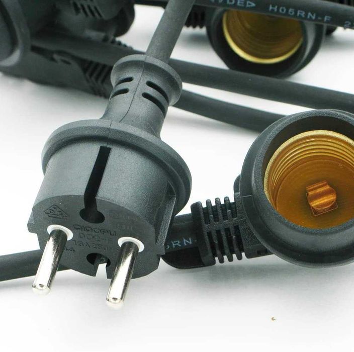 Ghirlanda LAES  20m E27 pentru exterior și interior Clasa energetică A