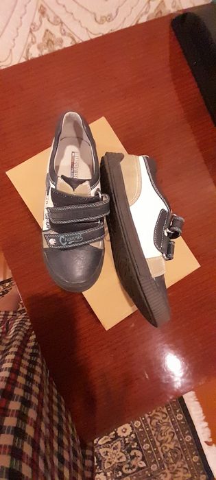 Обувь новая для мальчика