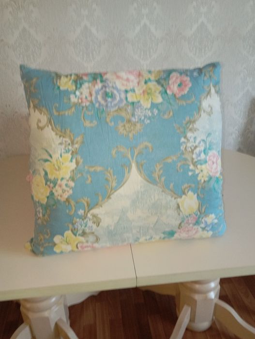 Продам подушки пуховые