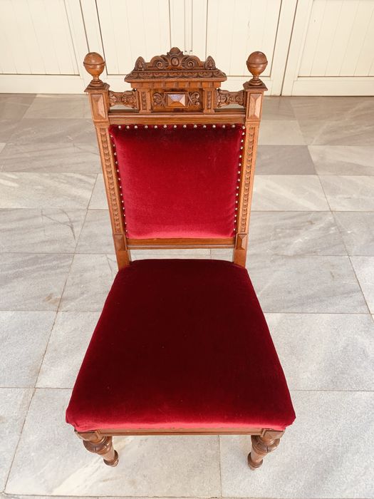 Античен стол от масивно дърво – късен XIX век