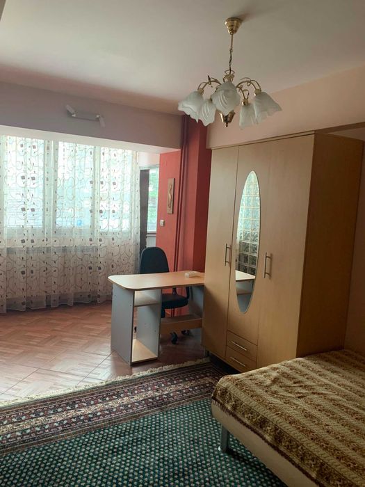 Garsonieră modernă de închiriat – Zona Catedrala, Marasesti, Suceava