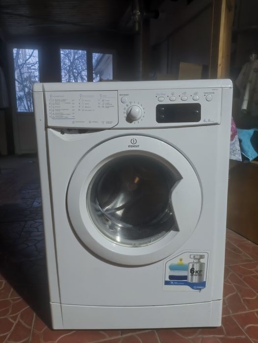 Стиральная машина Indesit