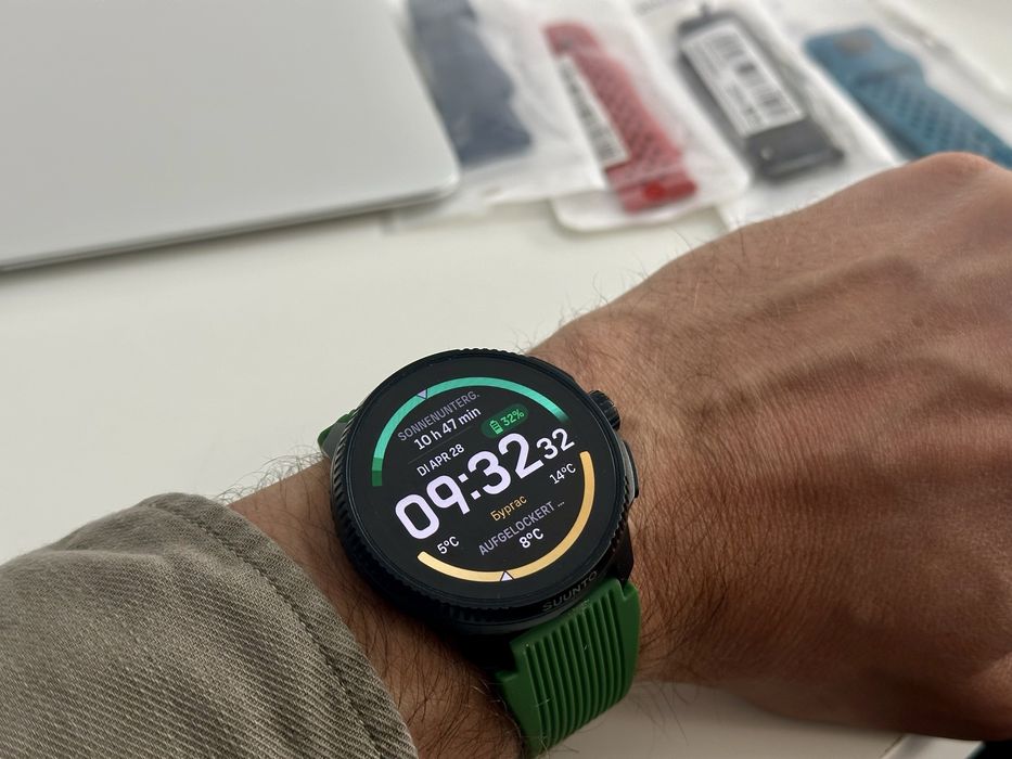 Suunto Race - амолед - Финландия